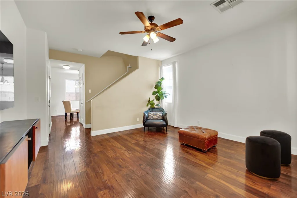 1178 Village Crossing, Las Vegas, NV 89183