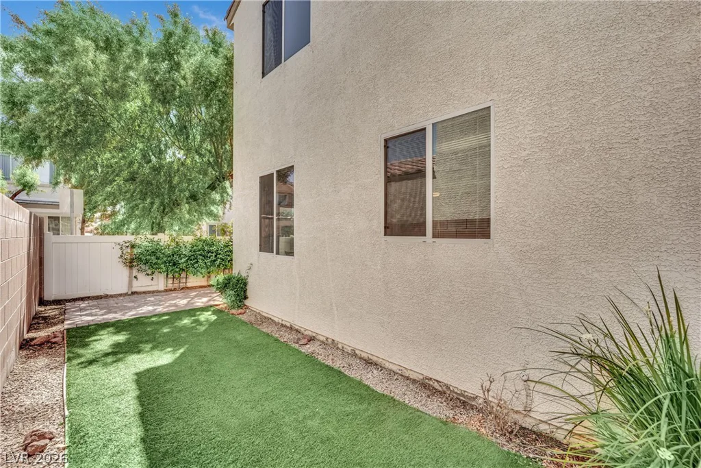 1178 Village Crossing, Las Vegas, NV 89183