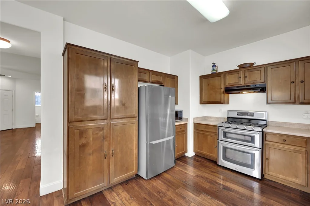 1178 Village Crossing, Las Vegas, NV 89183