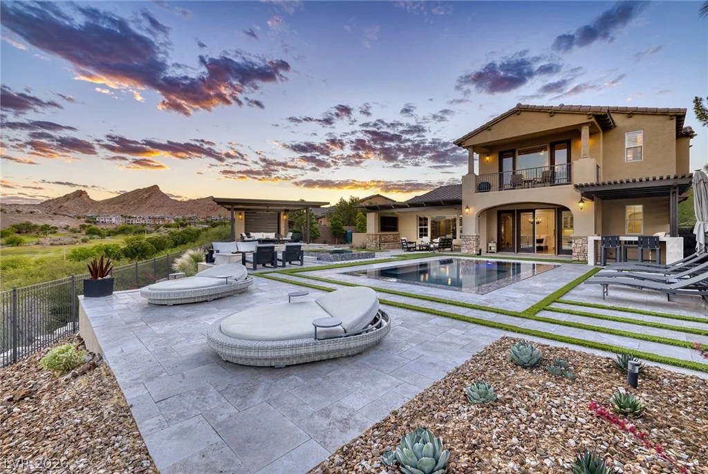 99 Rezzonico, Henderson, NV 89011