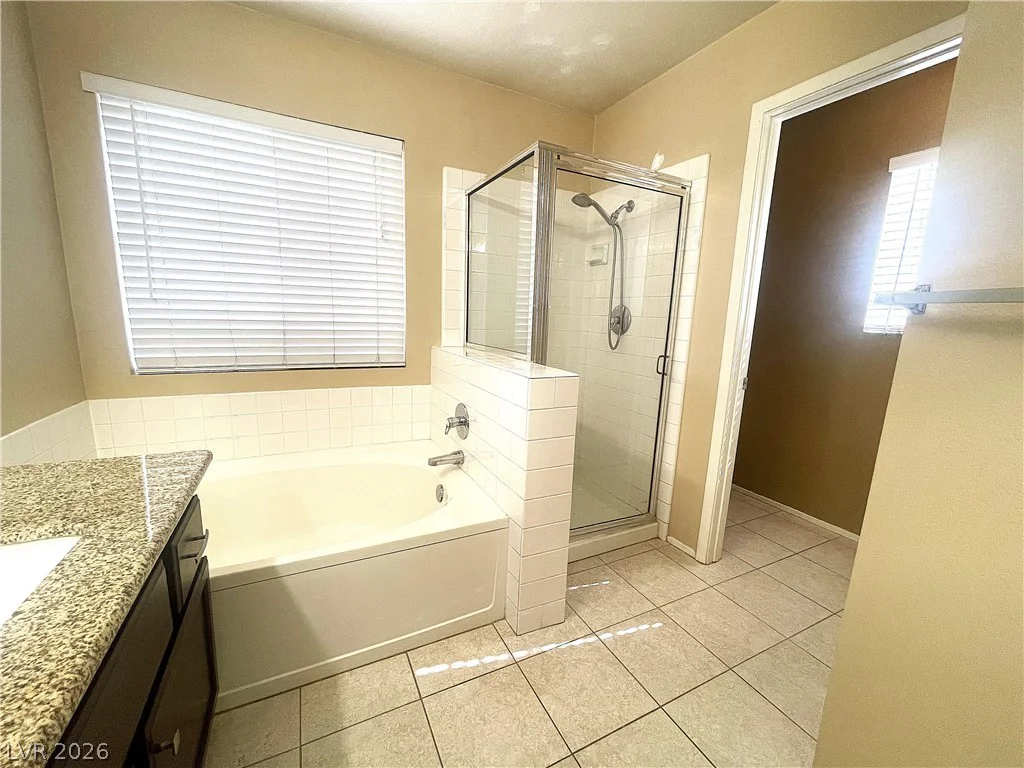 1420 Desert Hills, Las Vegas, NV 89117