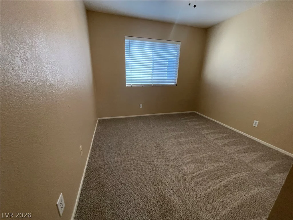 1420 Desert Hills, Las Vegas, NV 89117