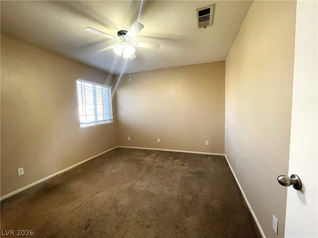 1420 Desert Hills, Las Vegas, NV 89117