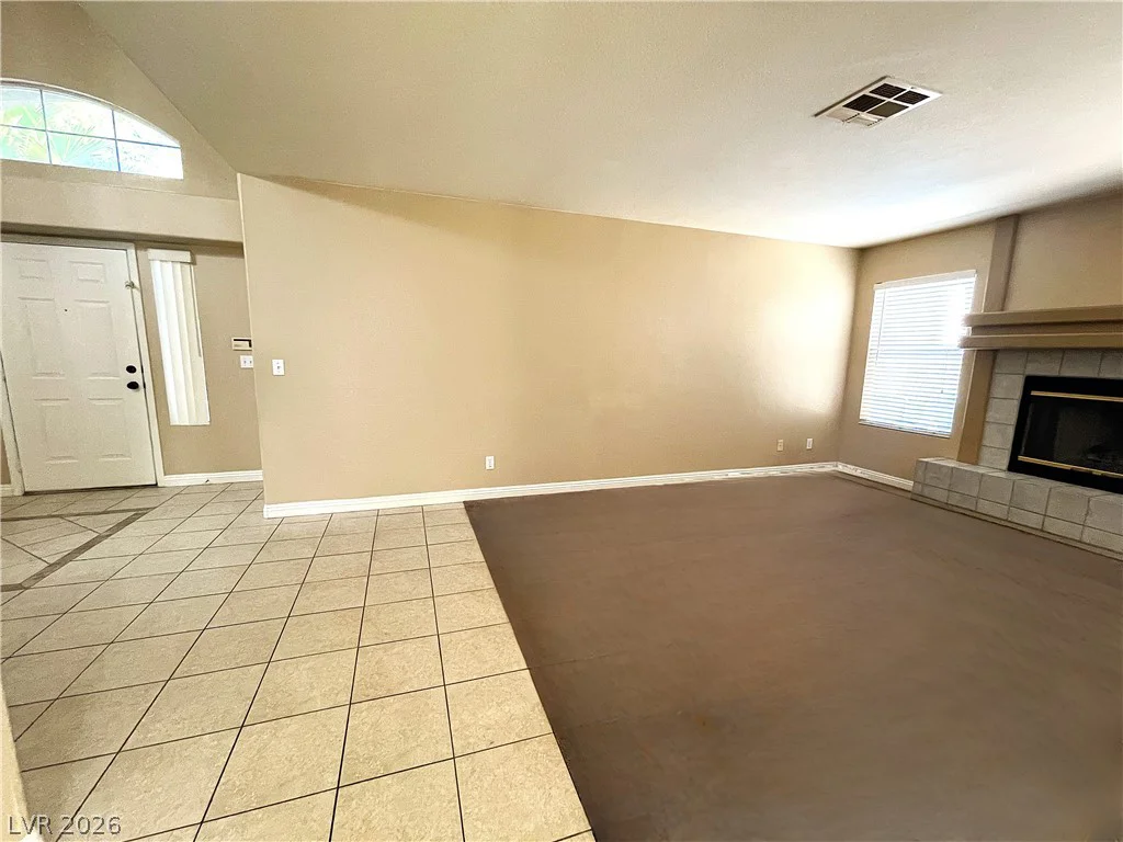 1420 Desert Hills, Las Vegas, NV 89117