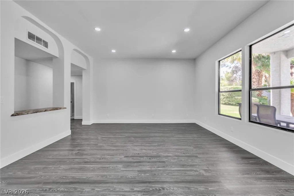 9504 Treasure Beach, Las Vegas, NV 89117