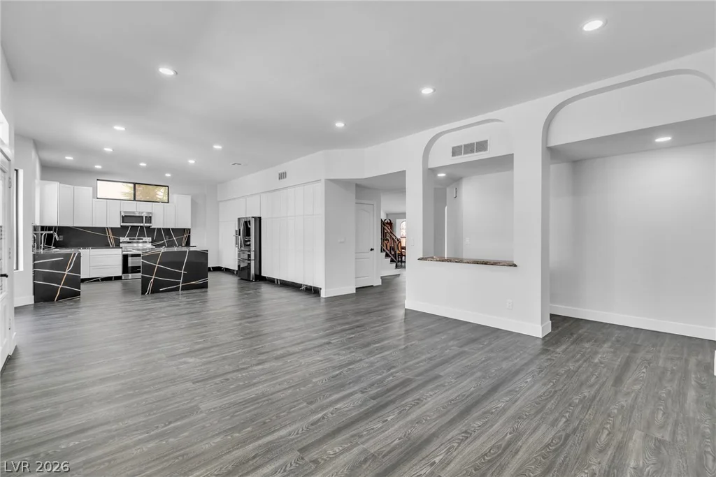 9504 Treasure Beach, Las Vegas, NV 89117