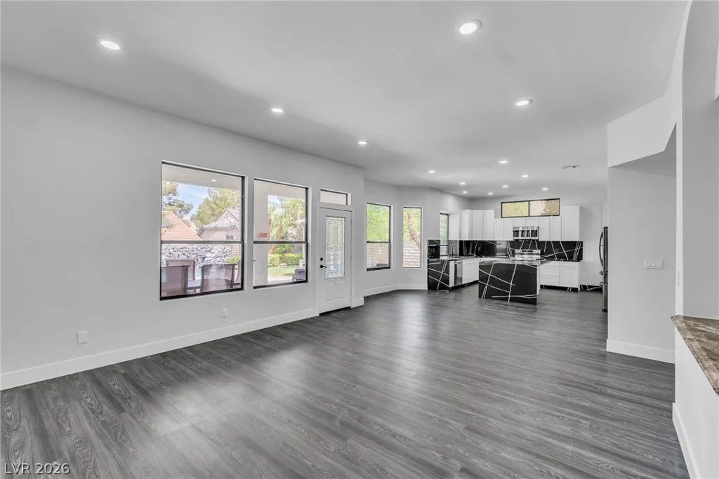 9504 Treasure Beach, Las Vegas, NV 89117