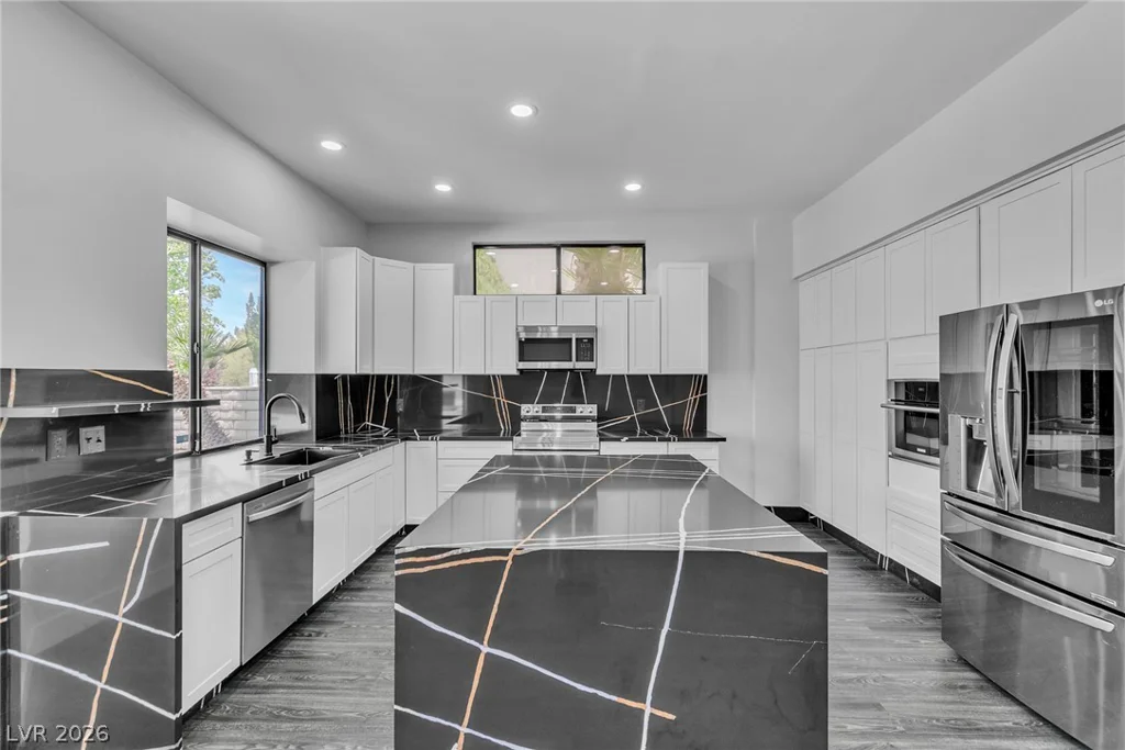 9504 Treasure Beach, Las Vegas, NV 89117