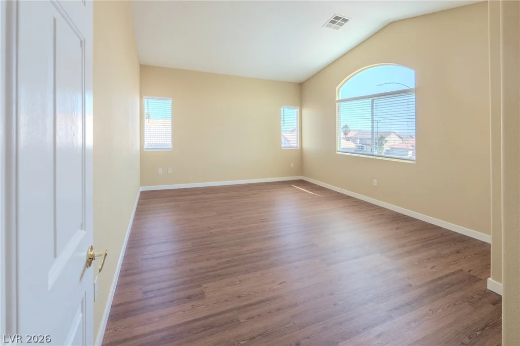9803 Cornwall Crossing, Las Vegas, NV 89147