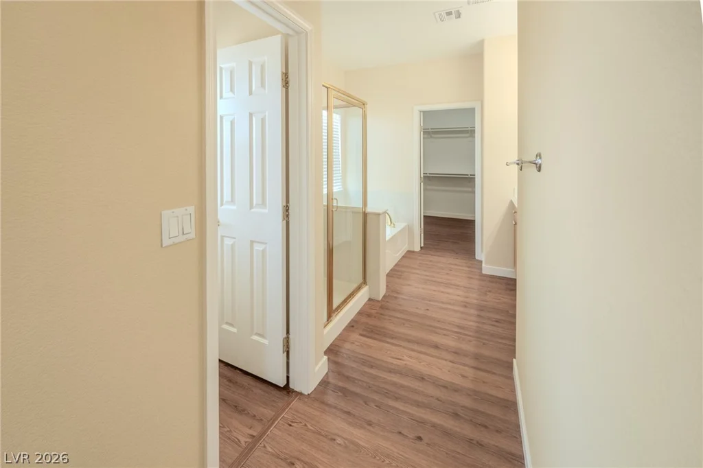 9803 Cornwall Crossing, Las Vegas, NV 89147