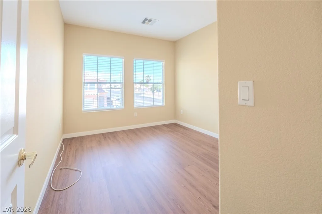 9803 Cornwall Crossing, Las Vegas, NV 89147