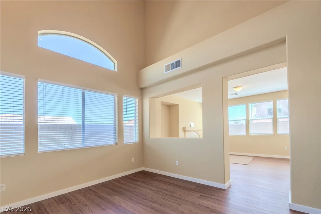9803 Cornwall Crossing, Las Vegas, NV 89147