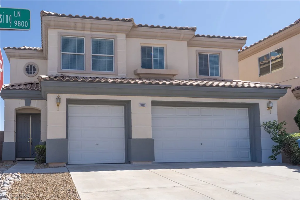 9803 Cornwall Crossing, Las Vegas, NV 89147