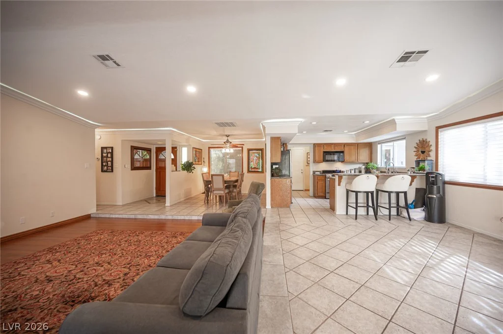 7423 Edgewater, Las Vegas, NV 89123