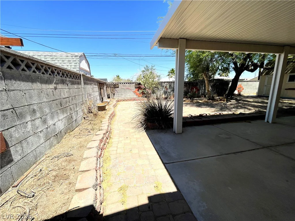 140 Elm, Henderson, NV 89015