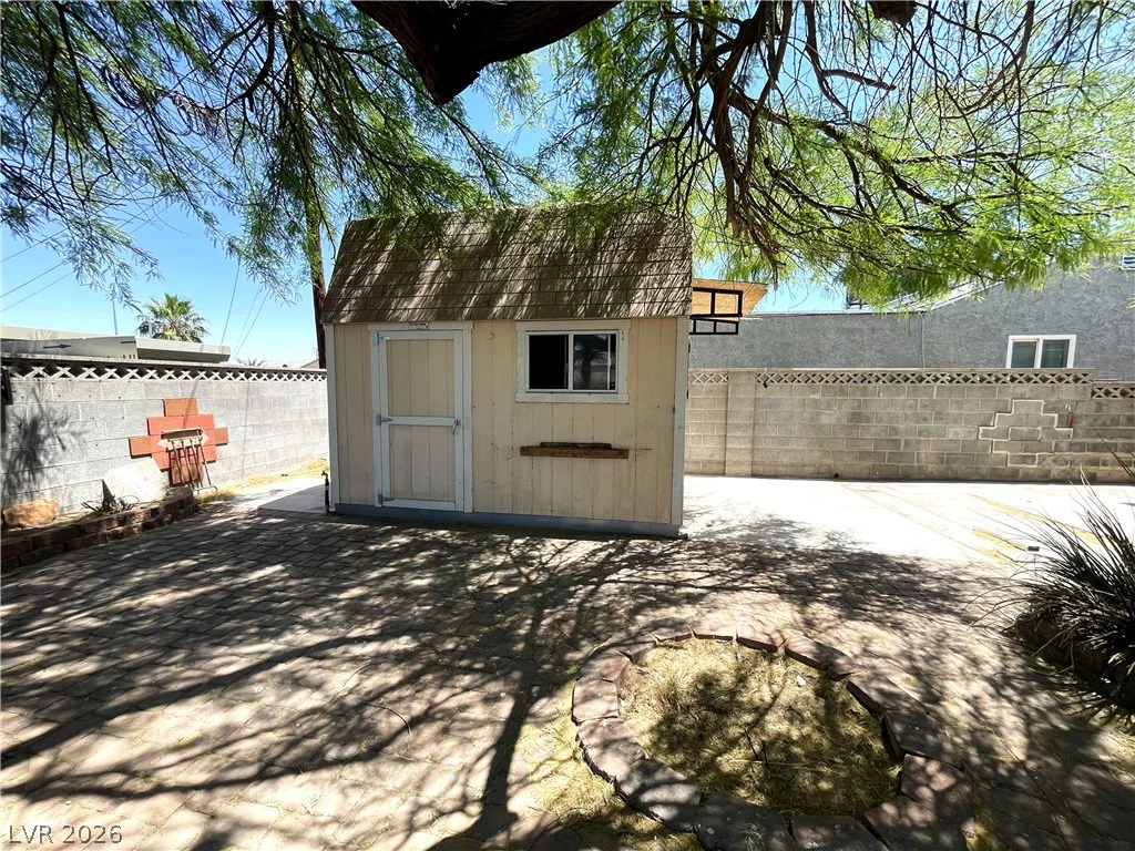 140 Elm, Henderson, NV 89015