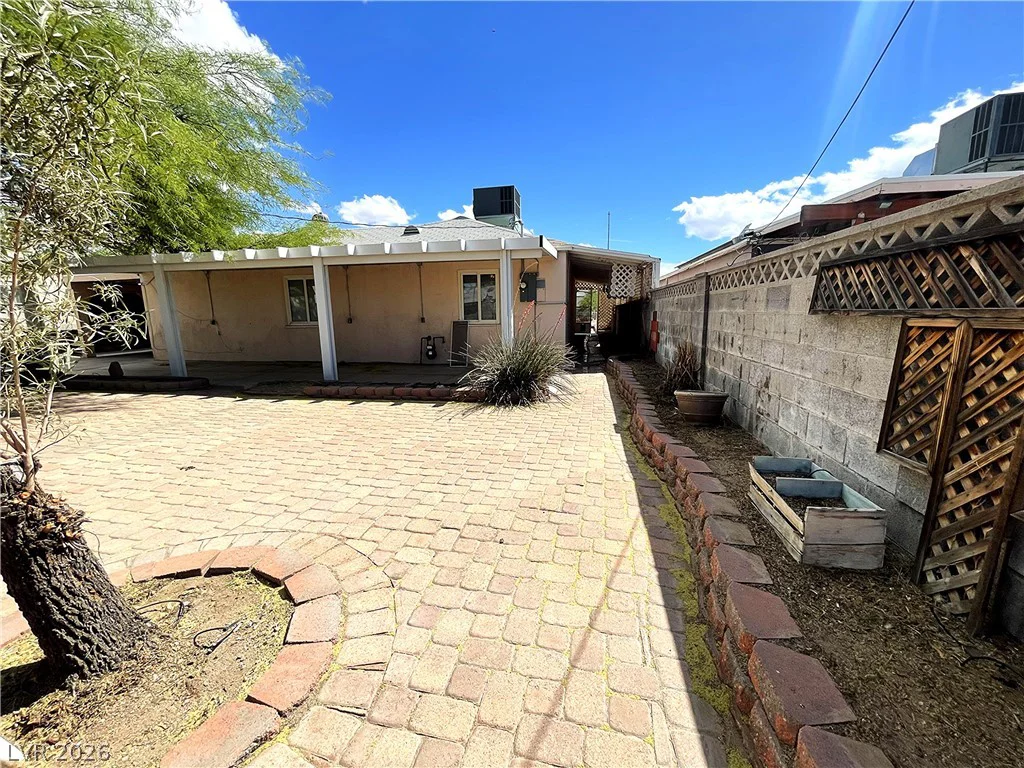 140 Elm, Henderson, NV 89015
