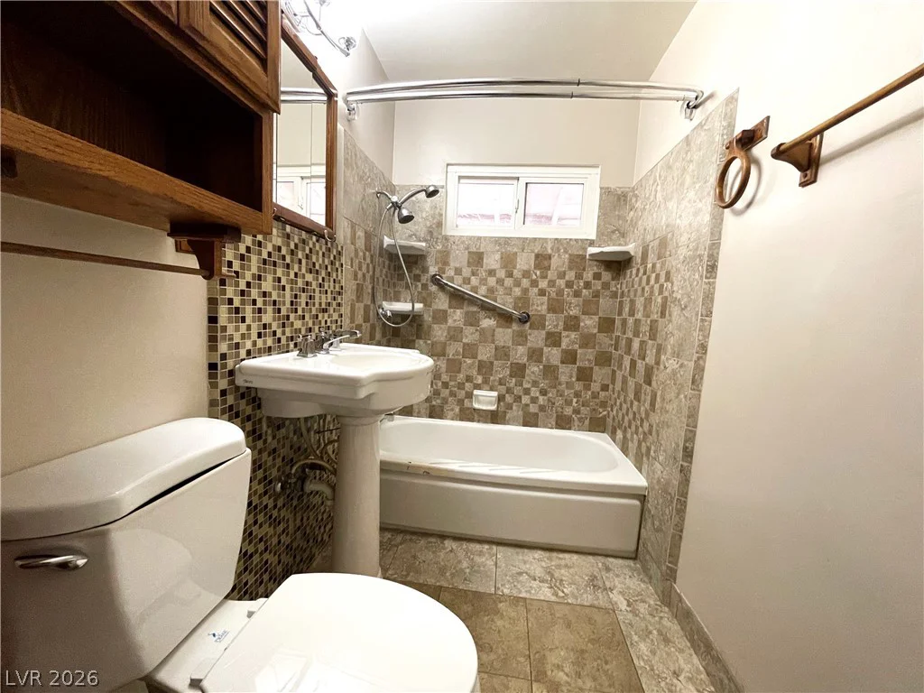 140 Elm, Henderson, NV 89015