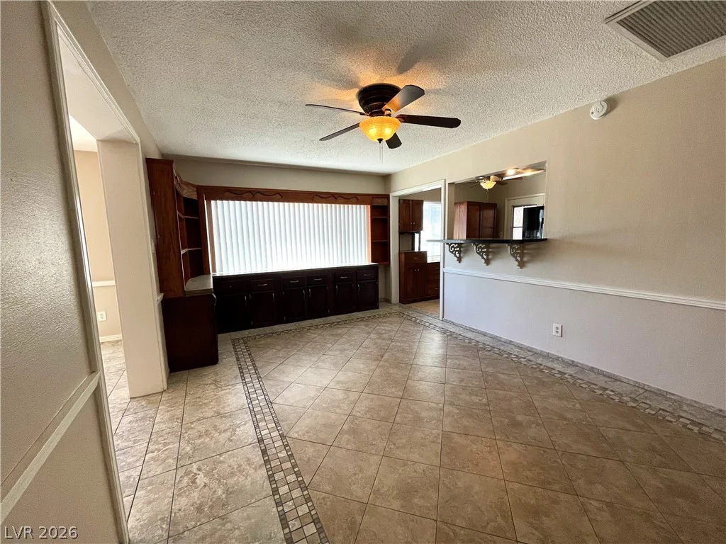 140 Elm, Henderson, NV 89015