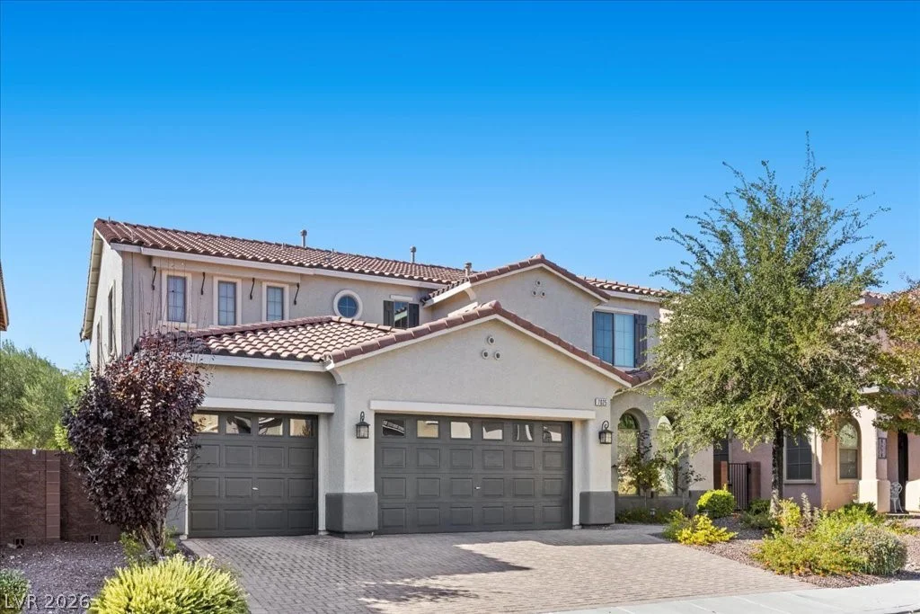 7025 Puetollano, North Las Vegas, NV 89084