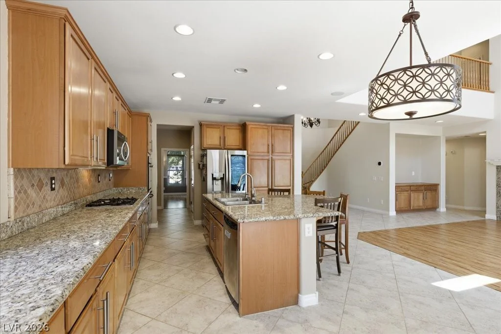 7025 Puetollano, North Las Vegas, NV 89084