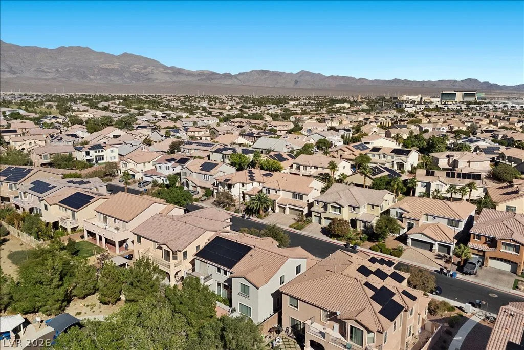 7025 Puetollano, North Las Vegas, NV 89084