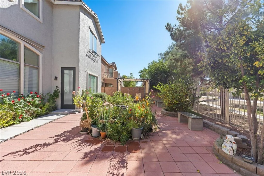 7025 Puetollano, North Las Vegas, NV 89084