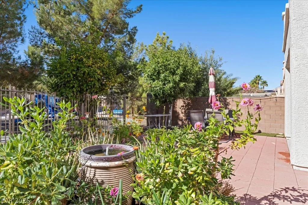7025 Puetollano, North Las Vegas, NV 89084