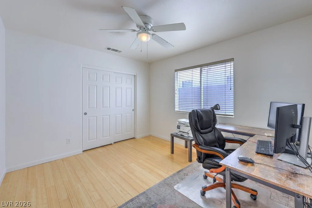 3325 Moon River, Las Vegas, NV 89129
