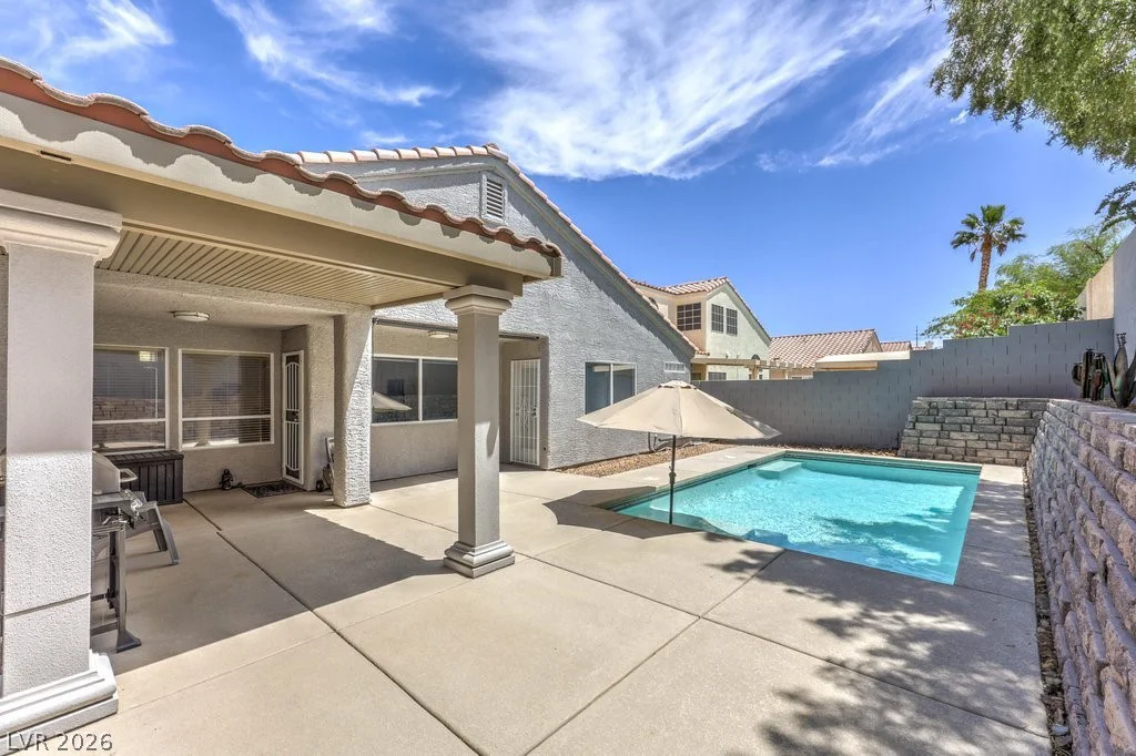3325 Moon River, Las Vegas, NV 89129