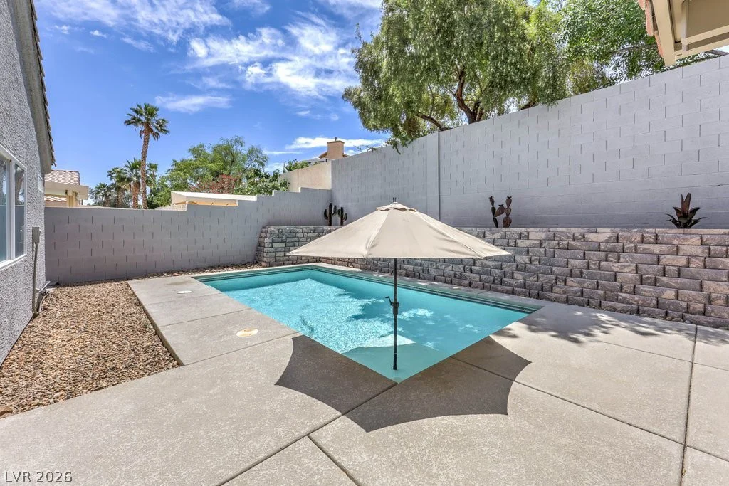 3325 Moon River, Las Vegas, NV 89129