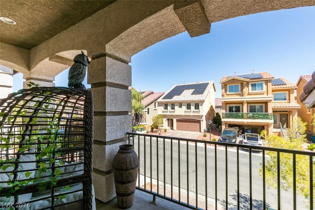 6513 Averill Creek, Las Vegas, NV 89118