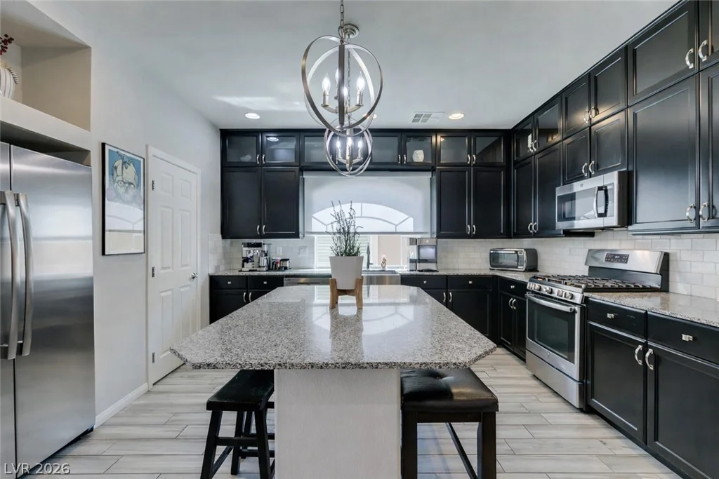 6513 Averill Creek, Las Vegas, NV 89118
