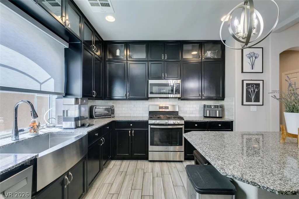 6513 Averill Creek, Las Vegas, NV 89118