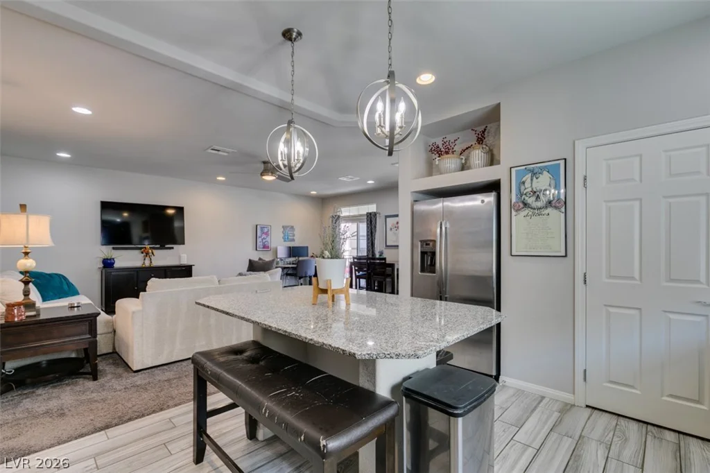 6513 Averill Creek, Las Vegas, NV 89118