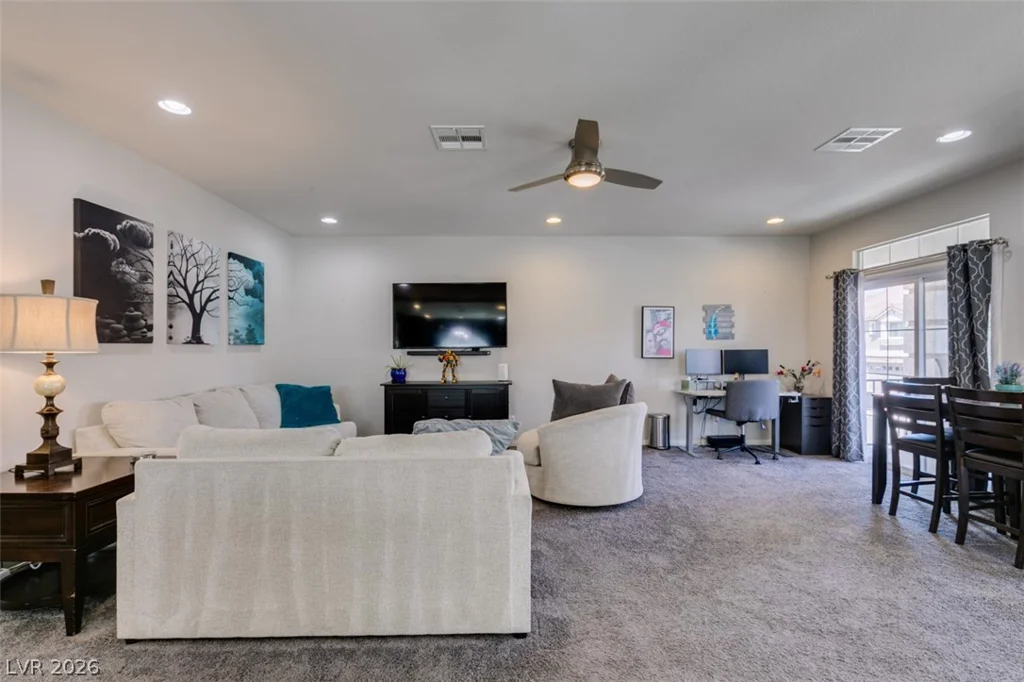 6513 Averill Creek, Las Vegas, NV 89118