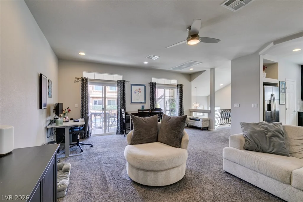 6513 Averill Creek, Las Vegas, NV 89118