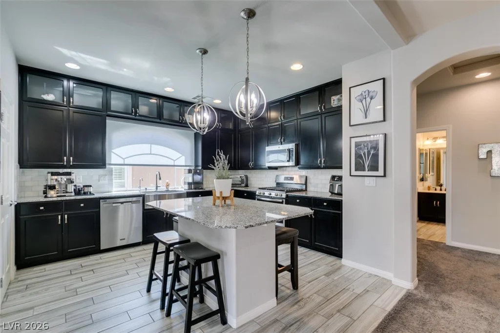 6513 Averill Creek, Las Vegas, NV 89118