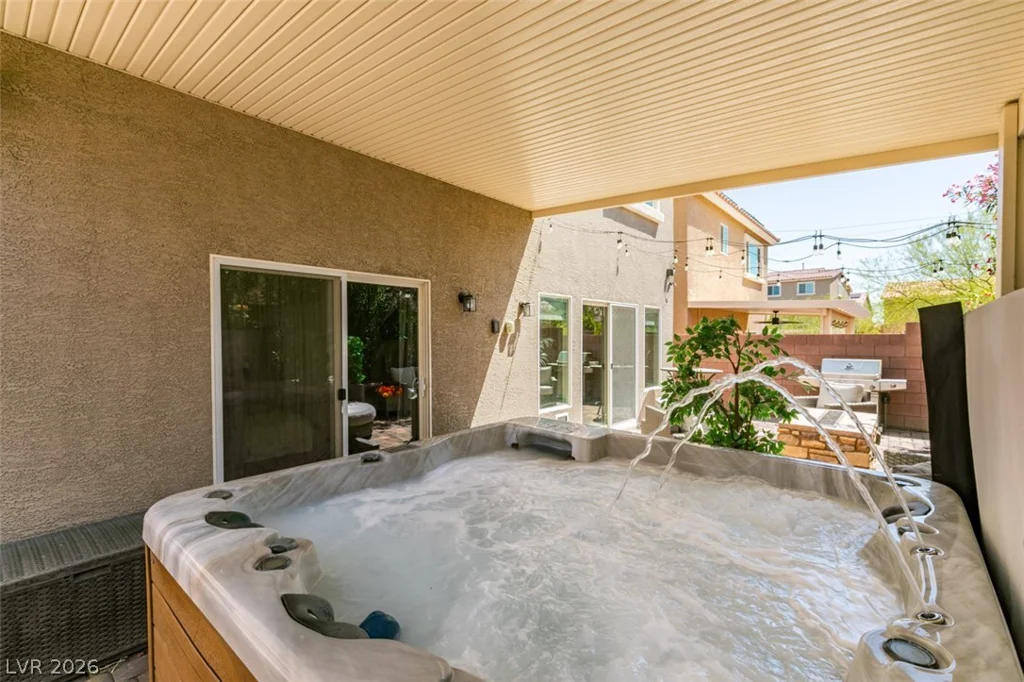 6513 Averill Creek, Las Vegas, NV 89118