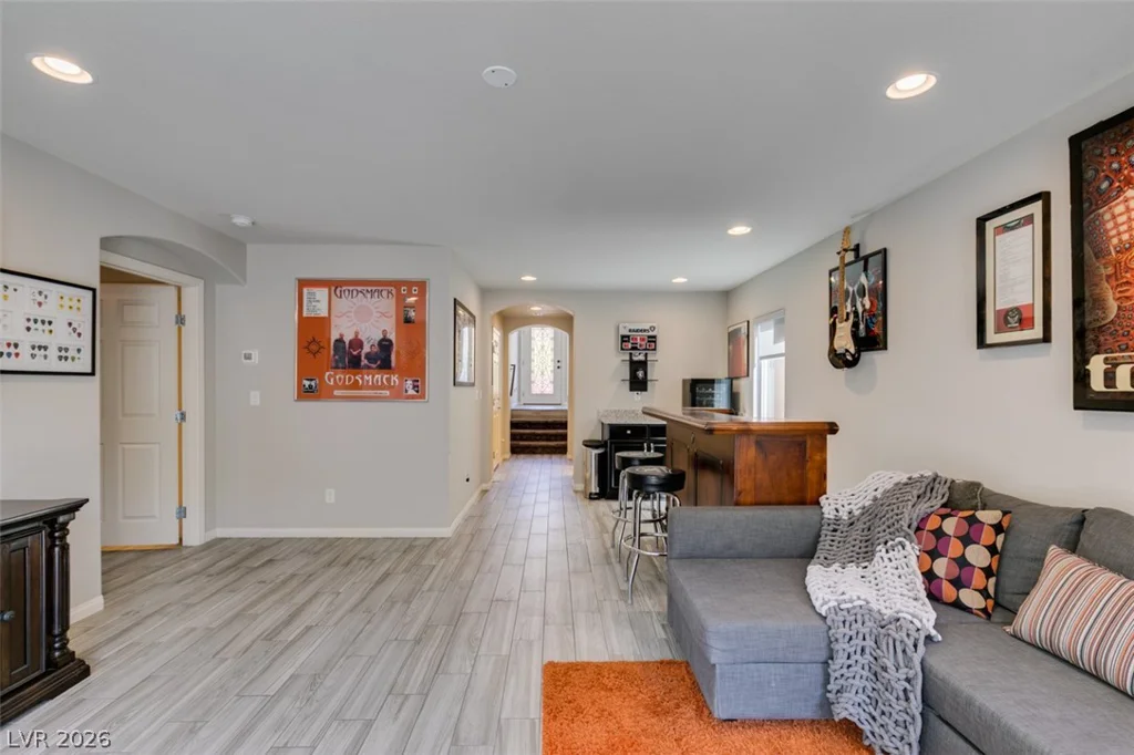 6513 Averill Creek, Las Vegas, NV 89118