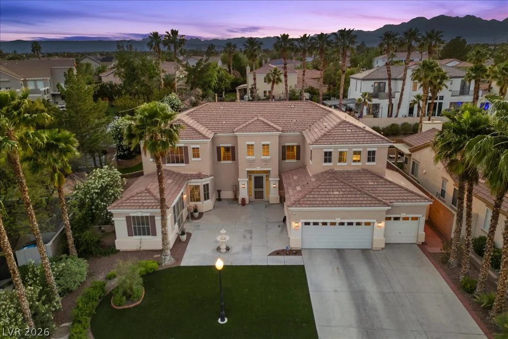 1417 Misty Moat, Las Vegas, NV 89117