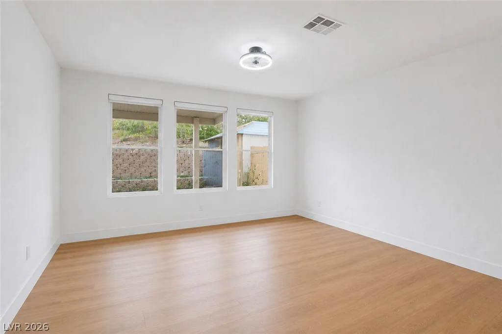 1417 Misty Moat, Las Vegas, NV 89117