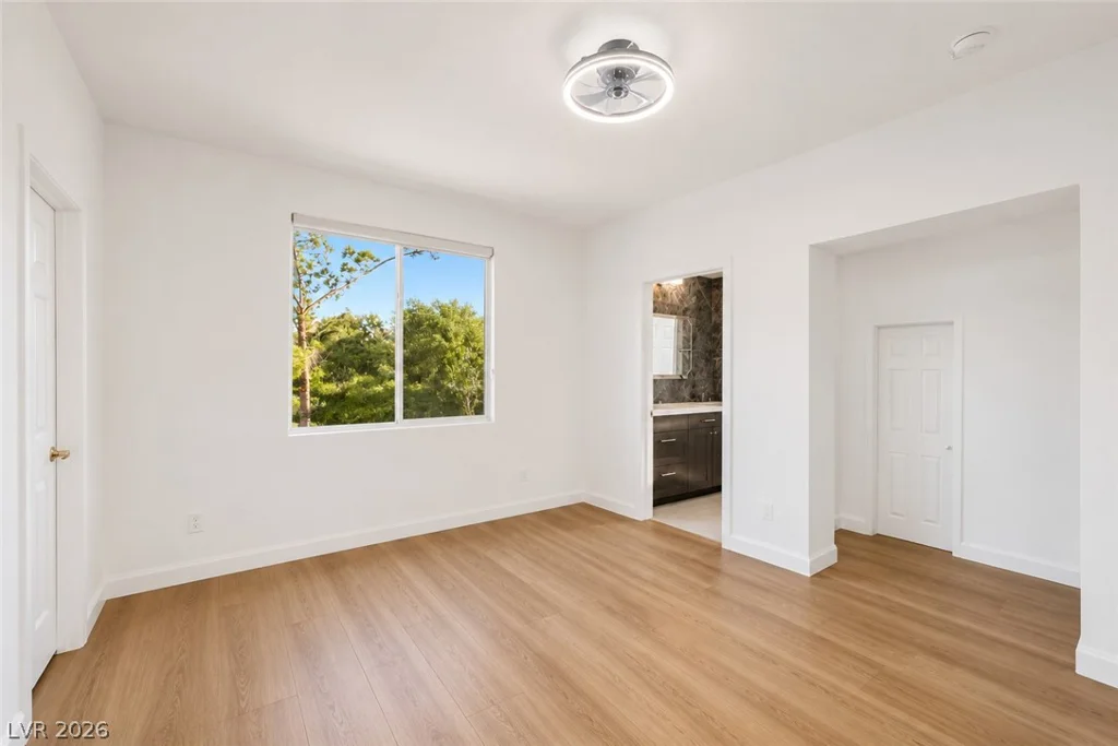 1417 Misty Moat, Las Vegas, NV 89117