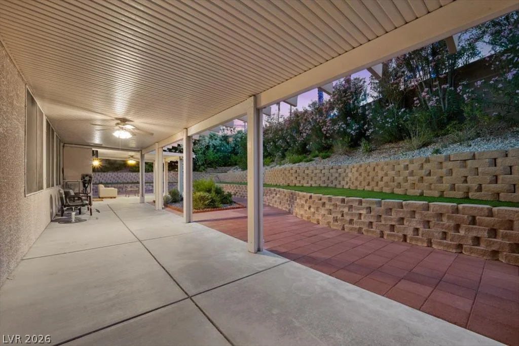 1417 Misty Moat, Las Vegas, NV 89117