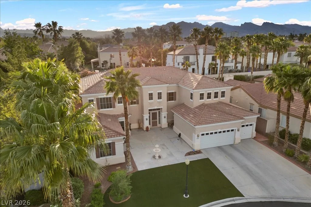 1417 Misty Moat, Las Vegas, NV 89117
