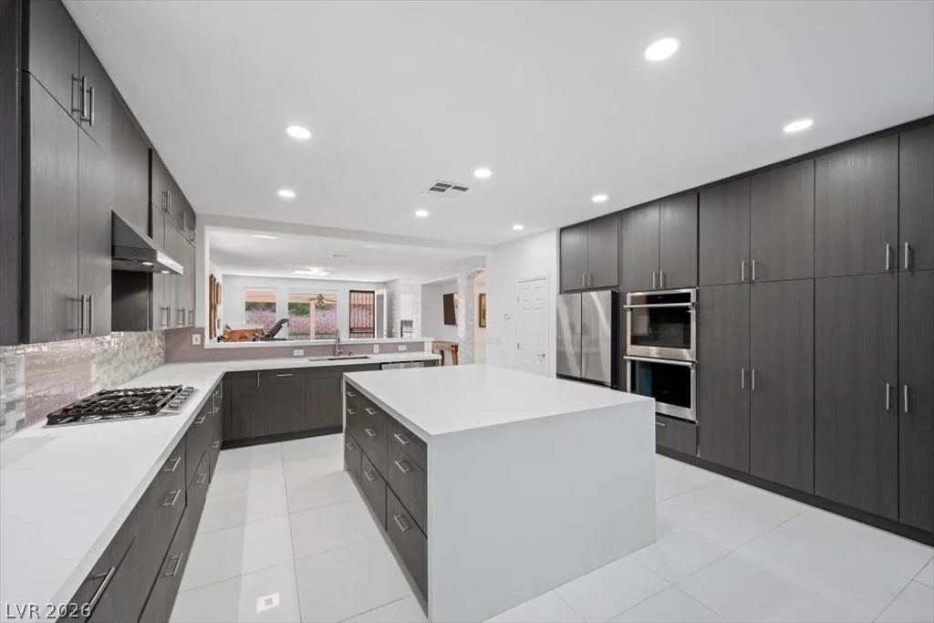 1417 Misty Moat, Las Vegas, NV 89117