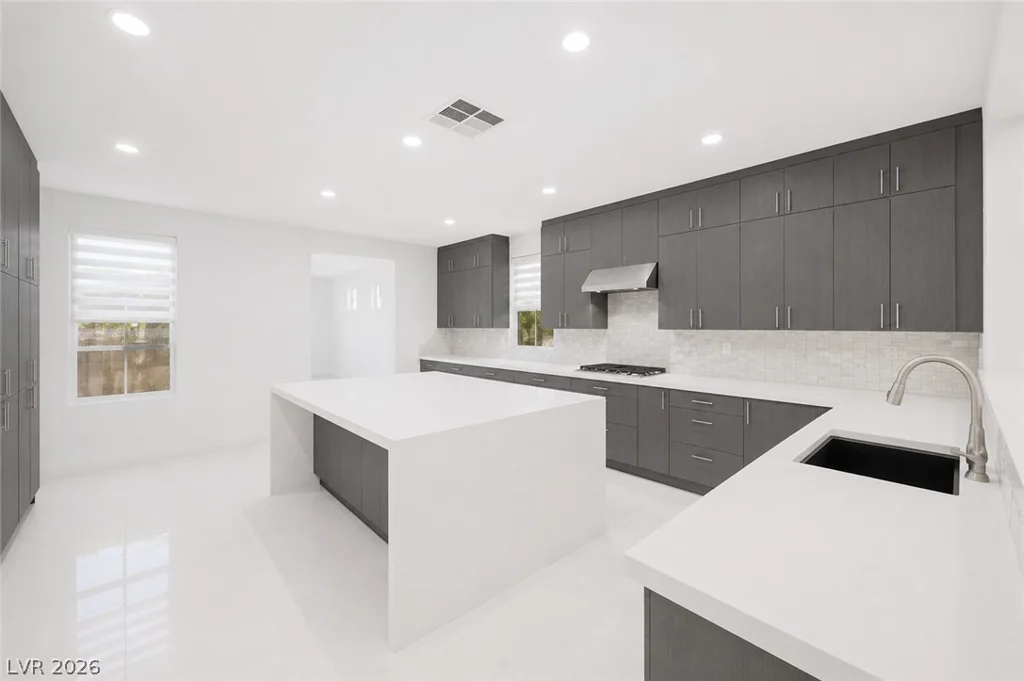 1417 Misty Moat, Las Vegas, NV 89117