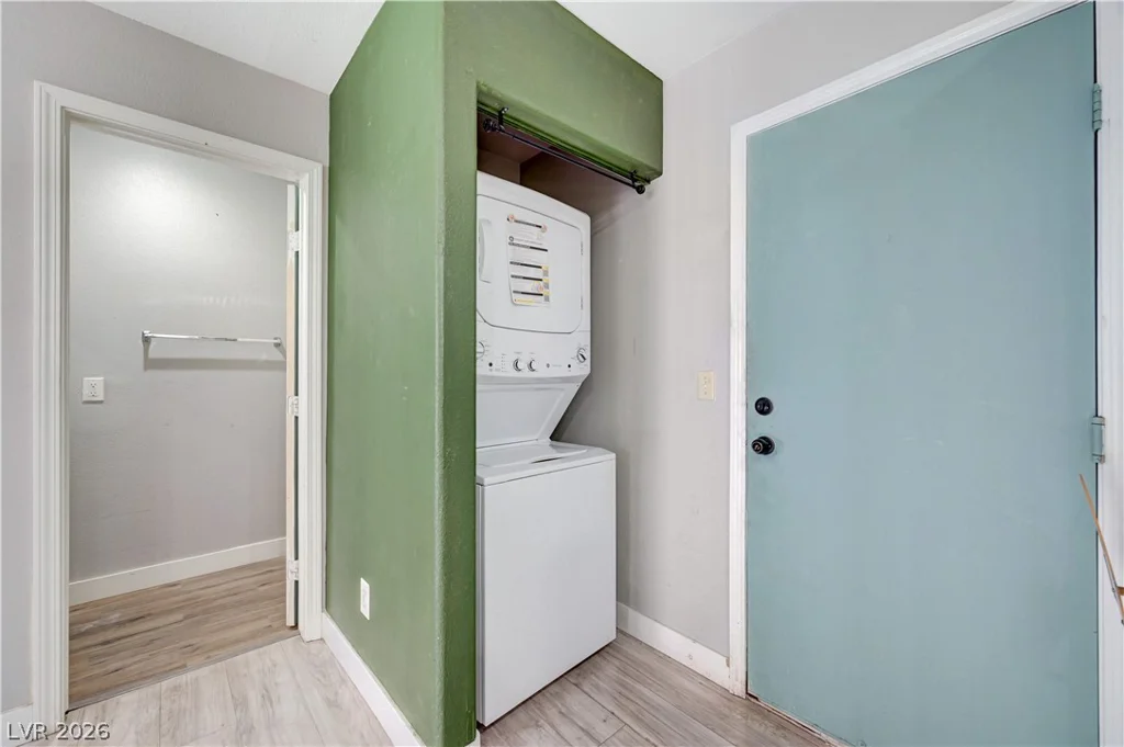 4096 Rocky Beach, Las Vegas, NV 89115