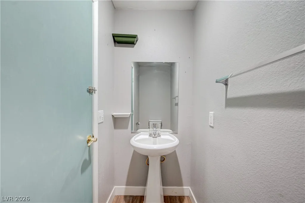 4096 Rocky Beach, Las Vegas, NV 89115