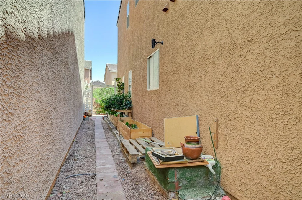 4096 Rocky Beach, Las Vegas, NV 89115